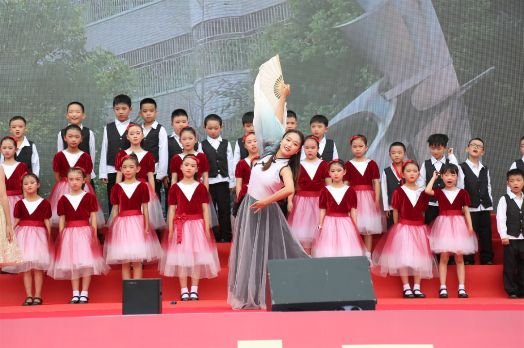 绵阳富乐国际学校小学部隆重举行新校区落成庆典暨2021级新生入学典礼